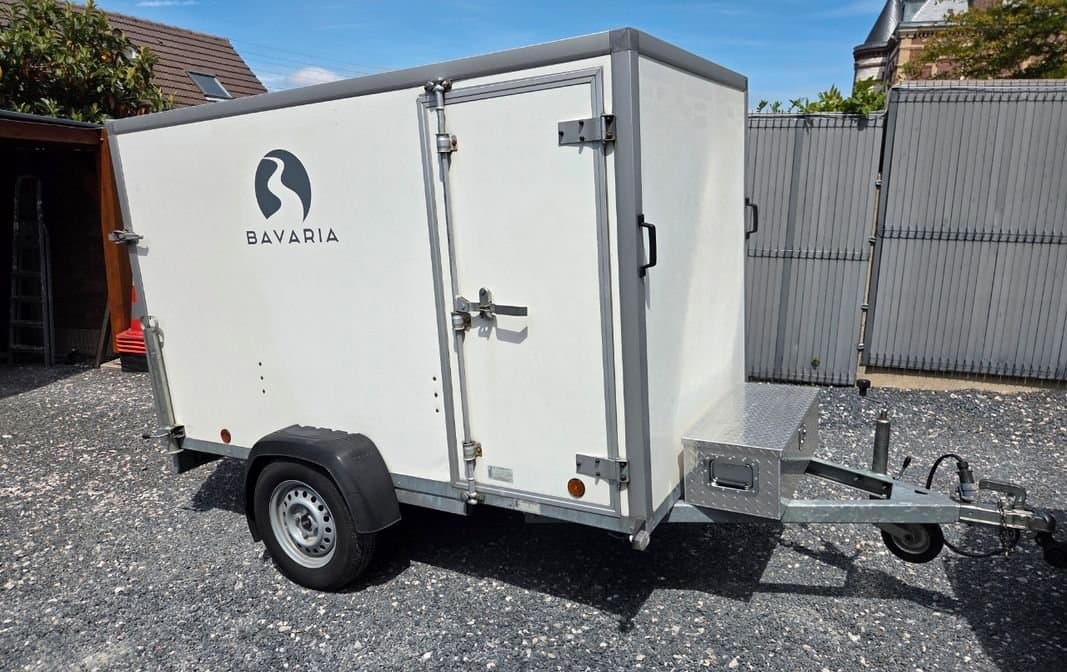 Remorque fourgon 750 Kgs 2 sabots moto
