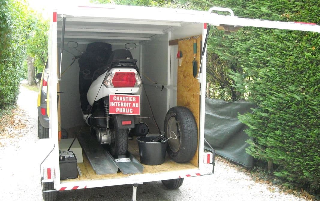 Remorque porte moto parfait état