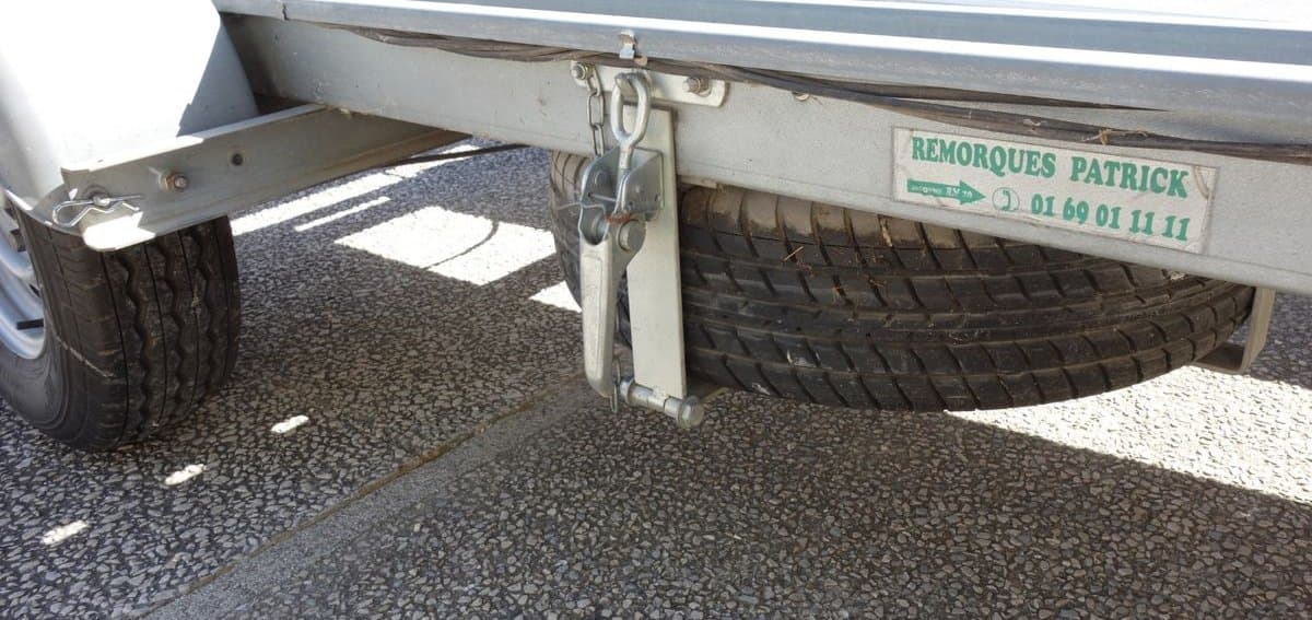 Remorque-voiture a vendre 3