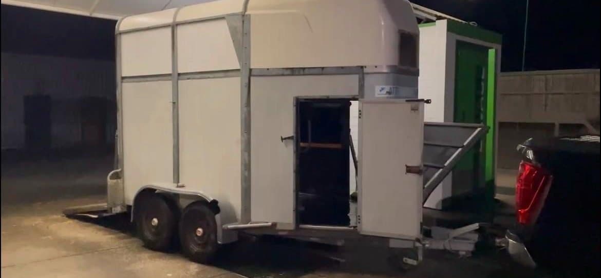 Van/Remorque 2 chevaux