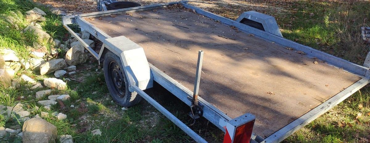 Remorque porte voiture basculante et freinée 900kg