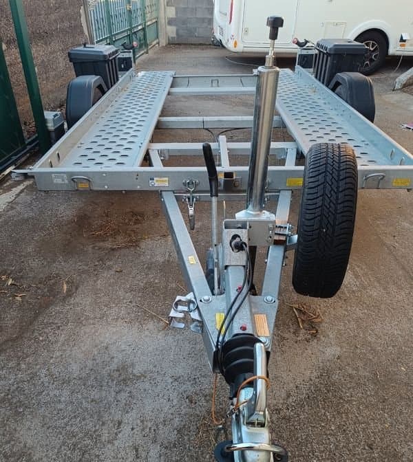 Vend superbe remorque porte voiture