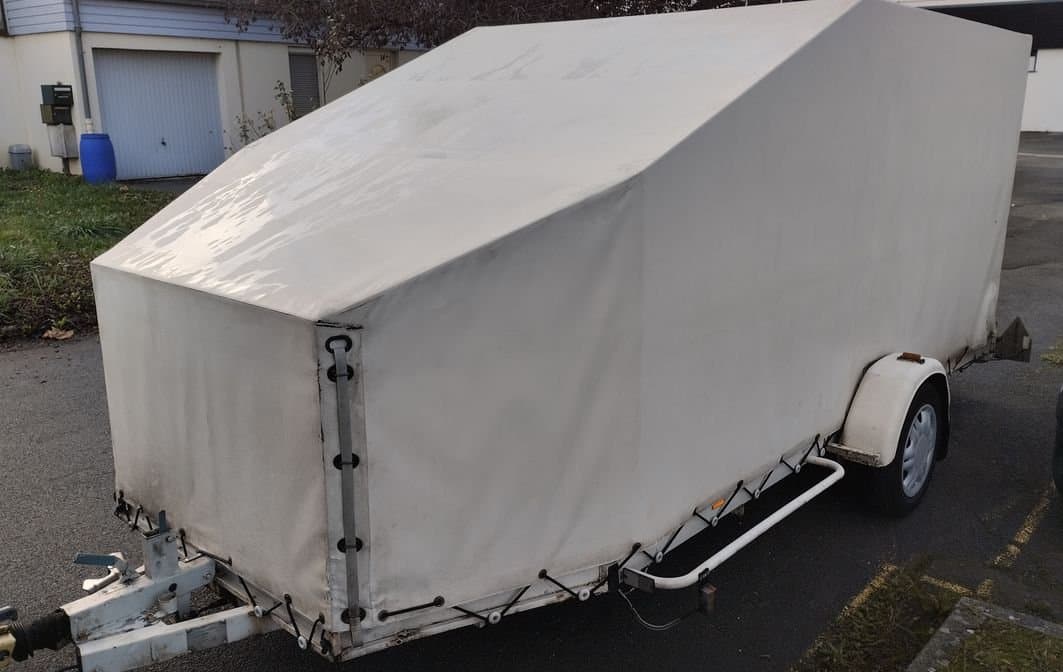 Vends remorque plateau bâchée